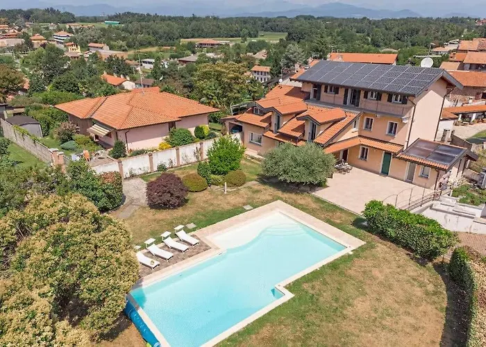 度假居 Near Milan With Swimming Pool Divignano
